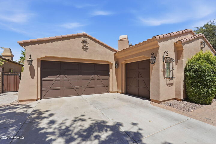 Property Photo:  5232 S Huachuca Place  AZ 85249 