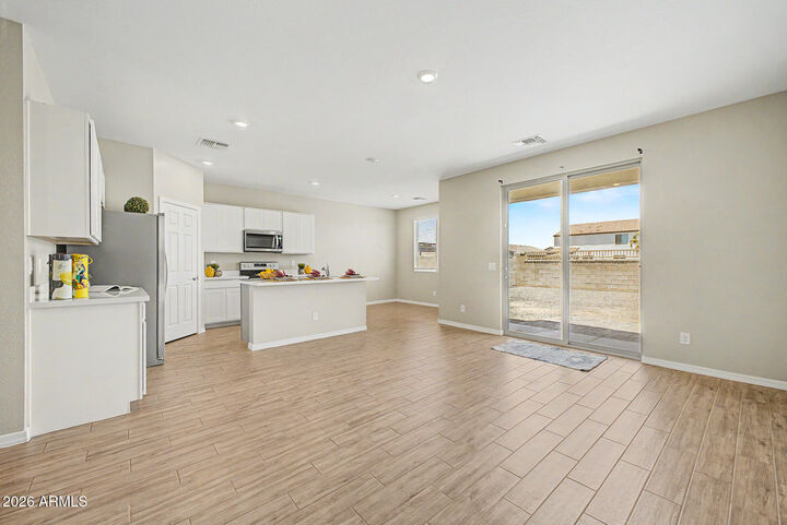 Property Photo:  1946 E Georgia Ruth Lane  AZ 85140 