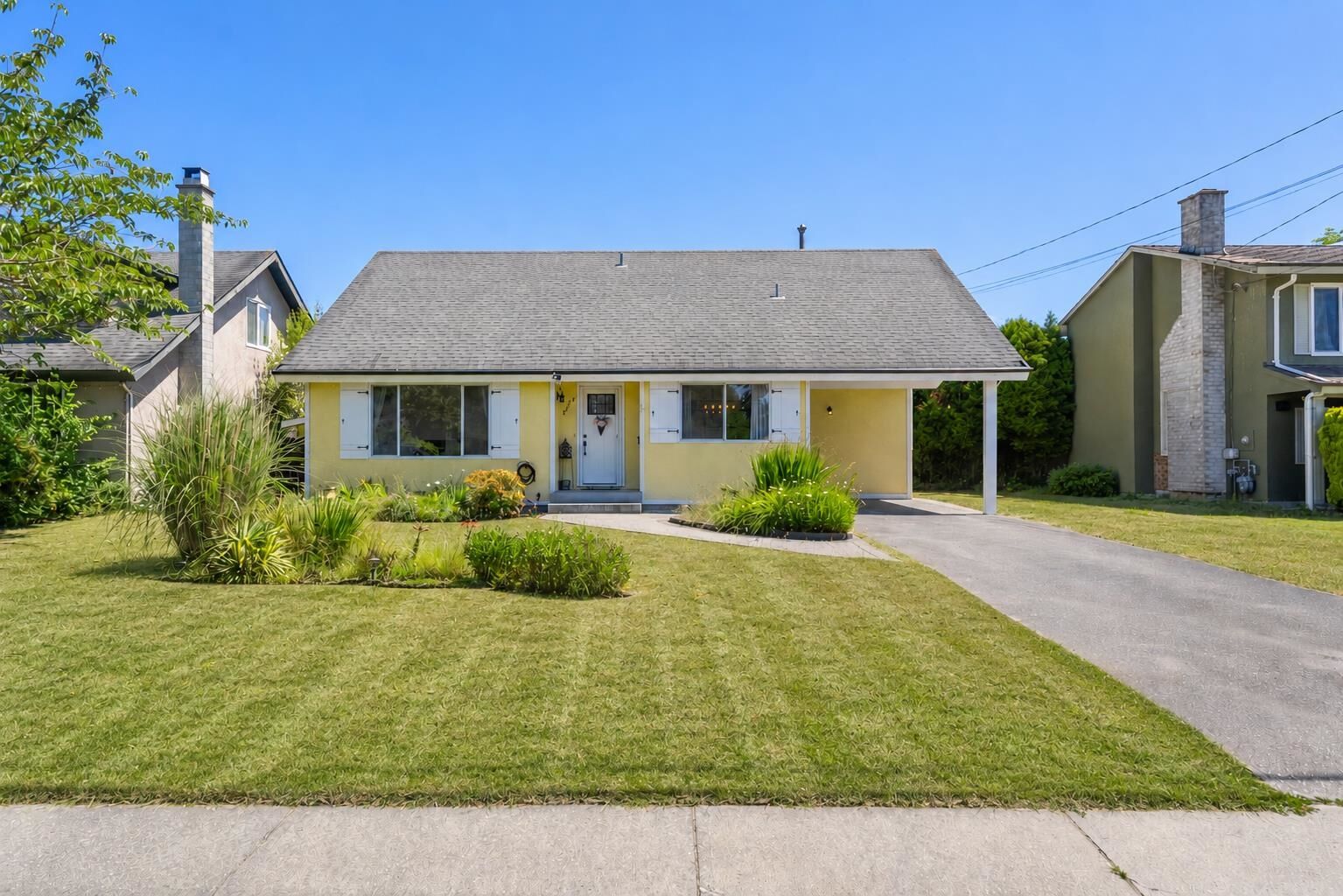 Property Photo: 4576 61 Street BC V4K 3L2