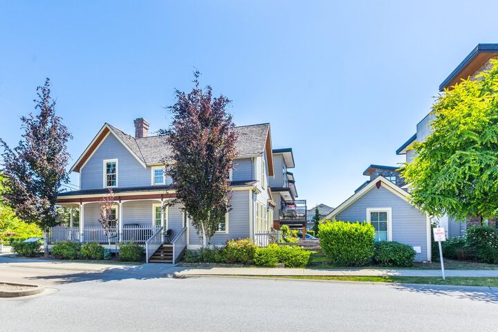 16488 64 Avenue 1 — photo 1
