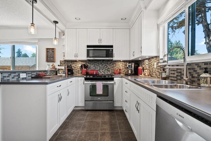 Property Photo:  4851 55B Street  BC V4K 3V7 