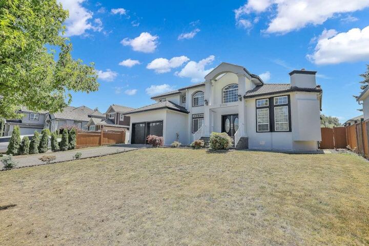 Property Photo: 12242 98A Avenue BC V3V 7S5