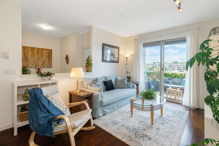 Property Photo: 2336 Whyte Avenue 310 BC V3C 0A7