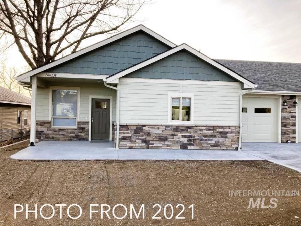 Property Photo: 28623 S Benham Avenue ID 83604