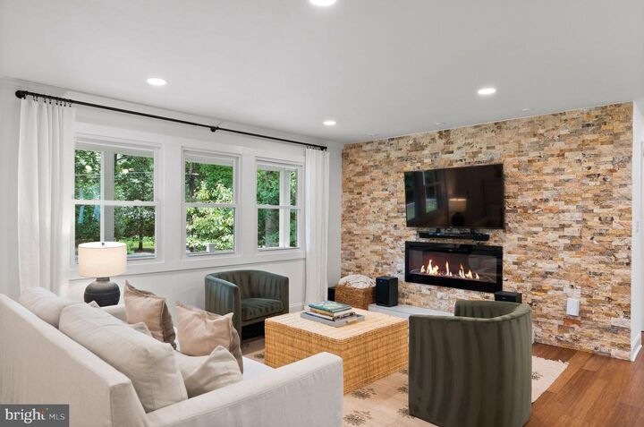 Property Photo:  9221 Weant Drive  VA 22066 
