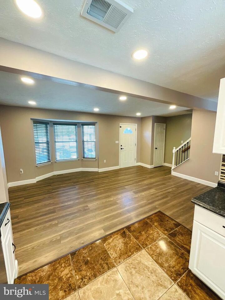 Property Photo:  404 Potomac Hills Drive  VA 22554 