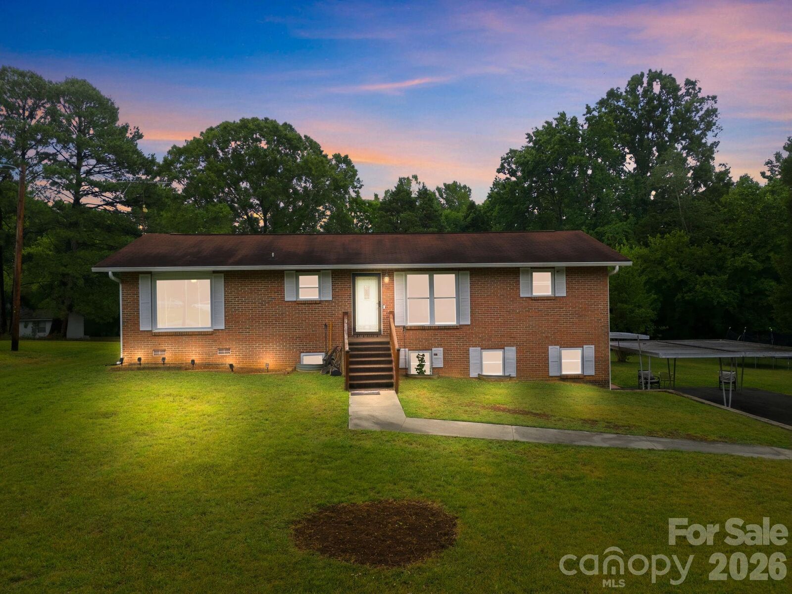 Property Photo:  401 Grant Street  NC 28027 