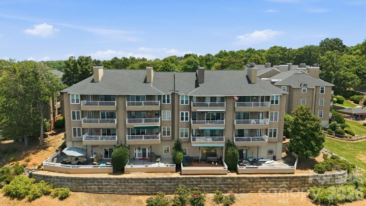 Property Photo:  9817 Emerald Point Drive 4  NC 28278 