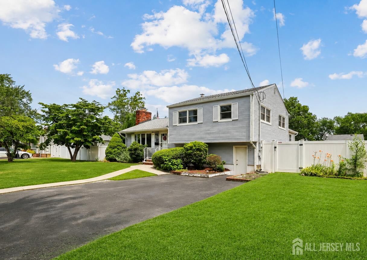 Property Photo:  80 Easton Avenue  NJ 08884 