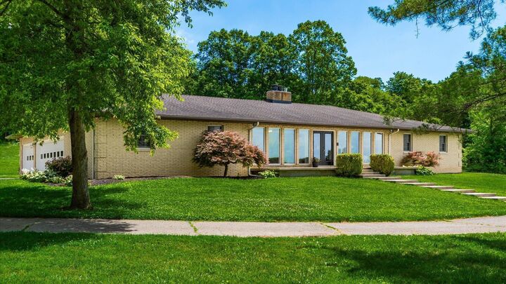 Property Photo:  255 Briarwood Drive  OH 43055 