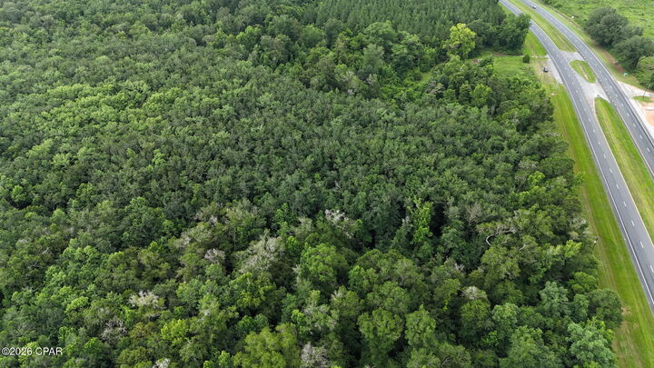 Property Photo:  5500 US-231  FL 32426 
