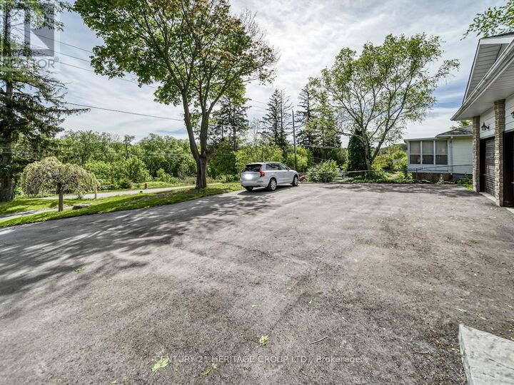 Property Photo: 19276 Holland Landing Road ON L9N 1M8