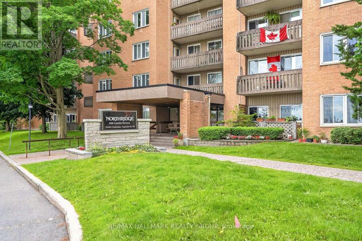 Property Photo:  1599 Lassiter Terrace 514  ON K1J 8R6 