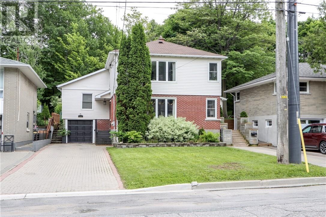 Property Photo:  600 Beaton Avenue  ON P3E 3J3 