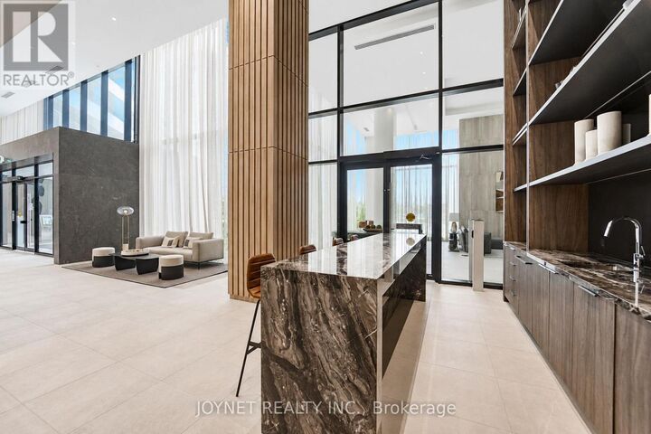 Property Photo:  10 Flavelle Trail 1004  ON L4L 1V8 