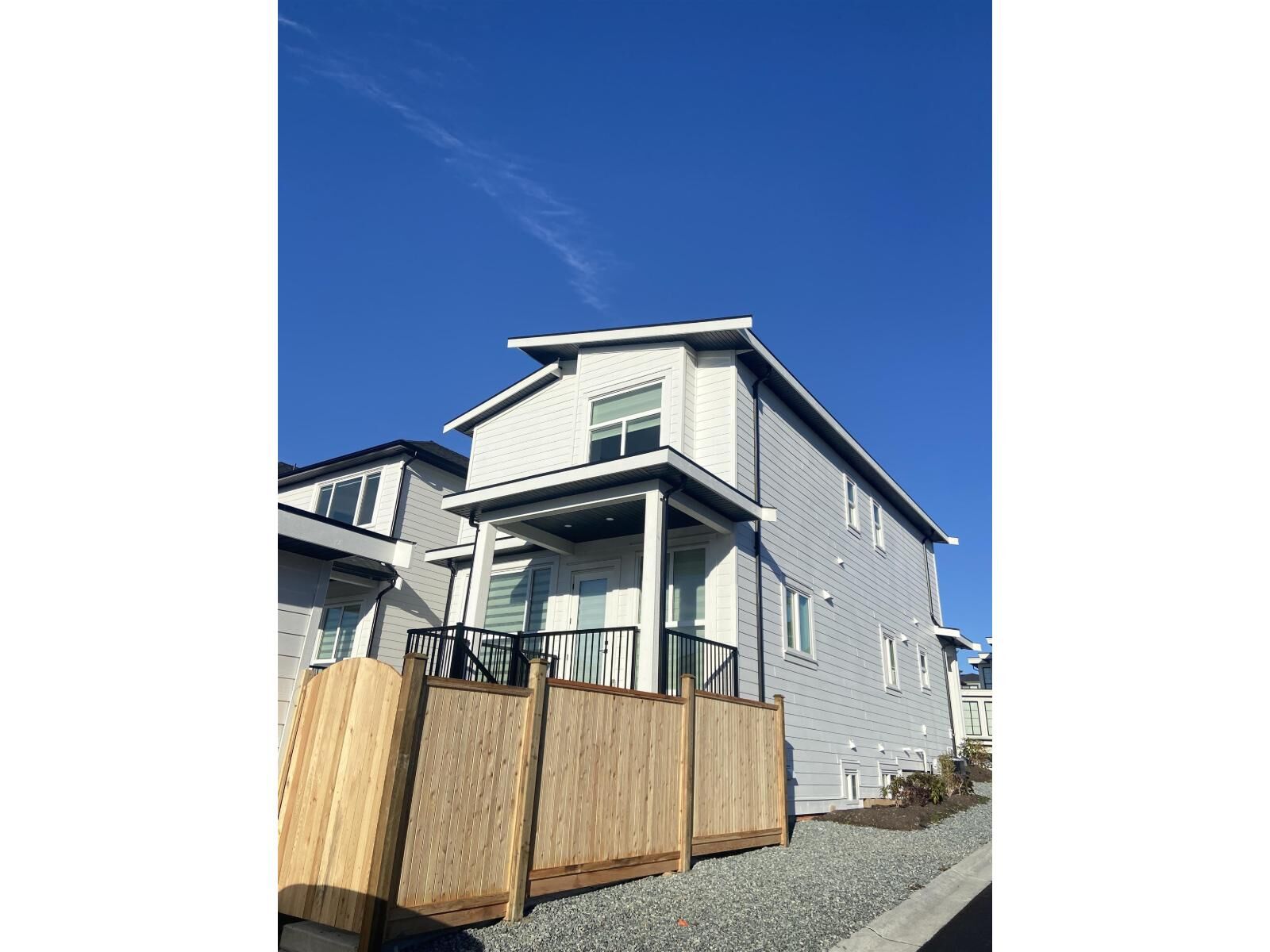 Property Photo:  16794 20A Avenue  BC V3Z 1H1 