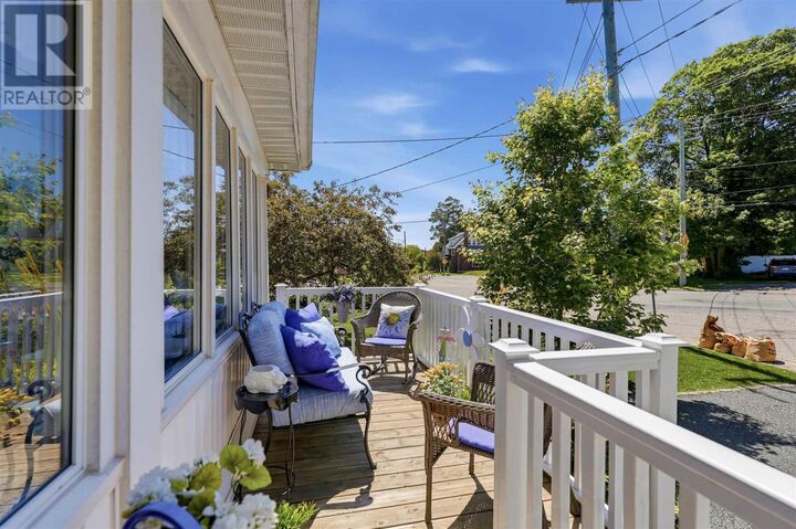 Property Photo:  3 Ontario Ave  ON P6B 1E1 