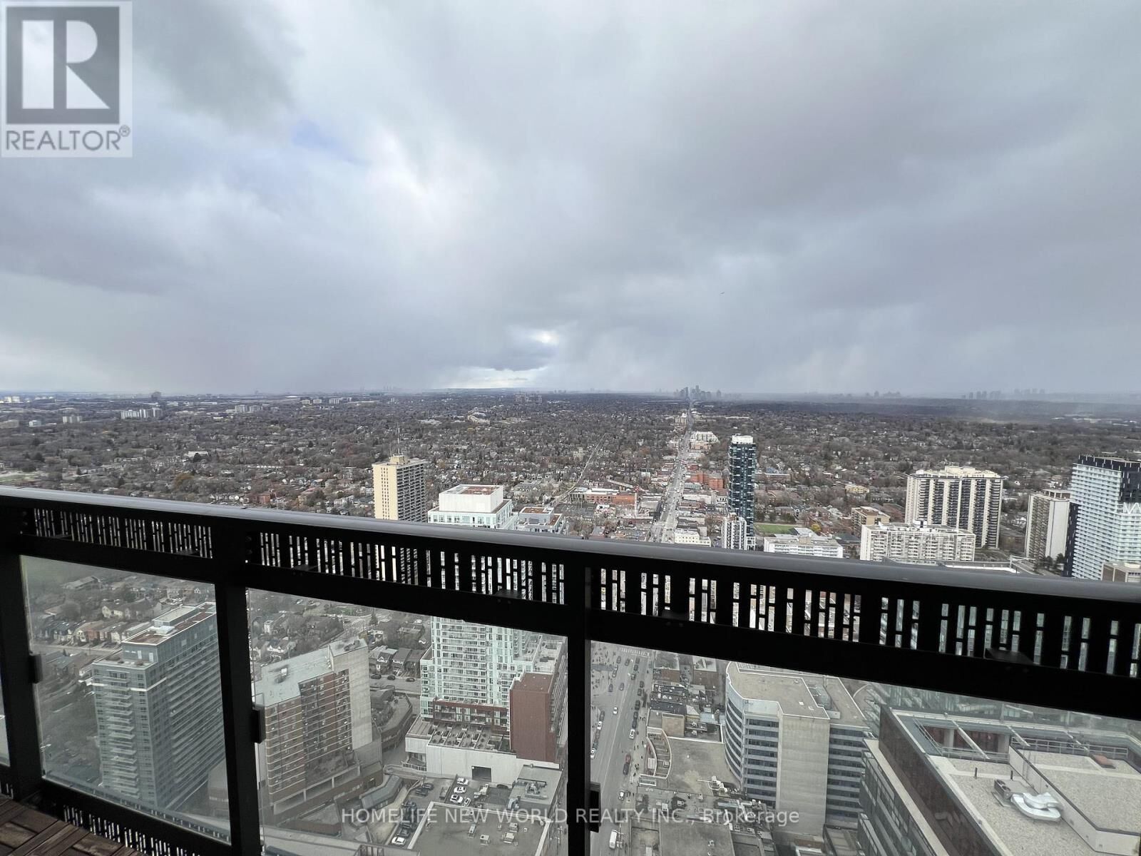 Property Photo: 8 Eglinton Avenue East 4806 ON M4P 0C1