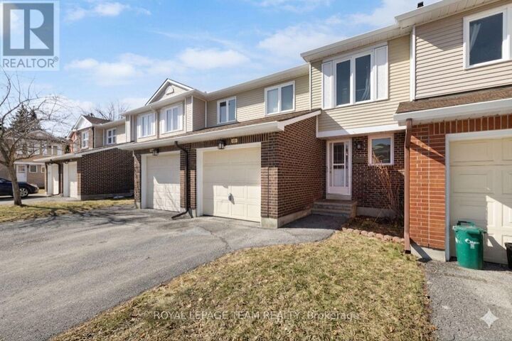Property Photo:  10 Millrise Lane  ON K2G 5E6 