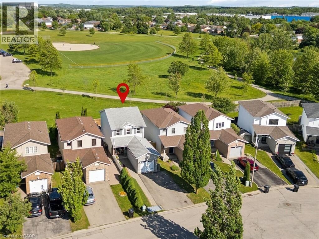 Property Photo:  16 White Sands Court  ON N2E 3S4 