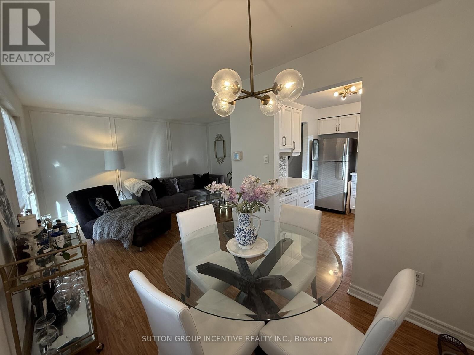 Property Photo:  24 Frost Trail  ON L4N 4X1 