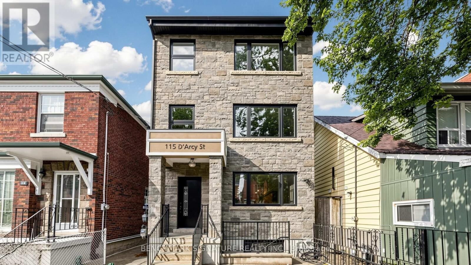 Property Photo: 115 D'Arcy Street Bsmt ON M5T 1K2