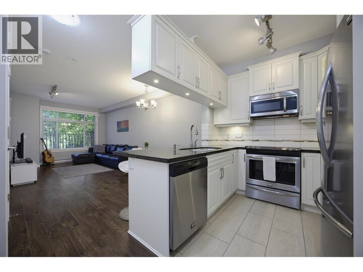 Property Photo:  12565 190A Street 111  BC V3Y 0E1 