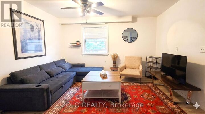 Property Photo:  20 Bridesburg Drive 3  ON M9R 2K3 