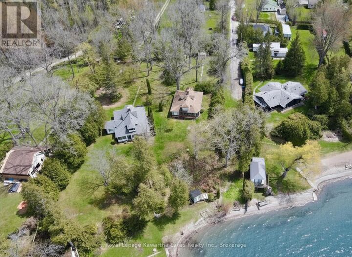 Property Photo:  8 Sandy Cove Lane  ON L4P 3E9 
