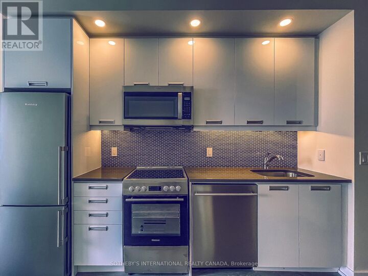 Property Photo:  99 John Street 2606  ON M5V 0S6 