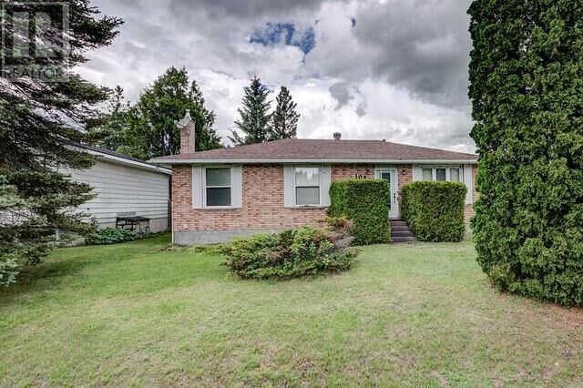 Property Photo: 1024 Jeanne D'Arc ON P3P 1S1