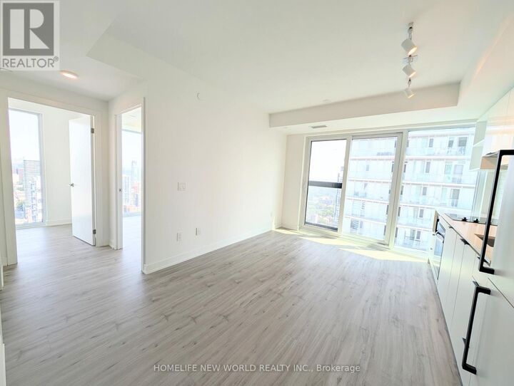 Property Photo:  252 Church Street 5206  ON M5B 0E6 