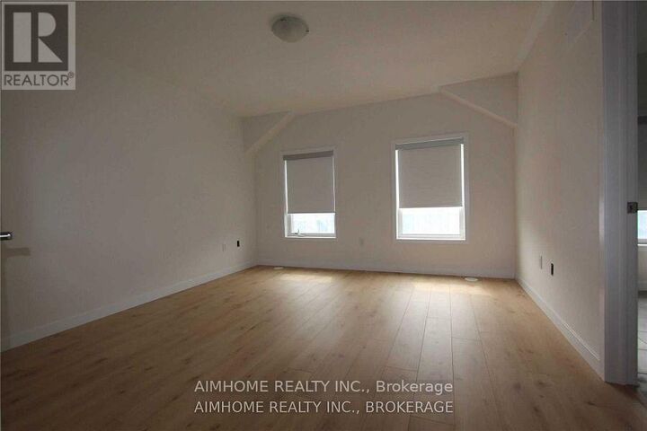 Property Photo:  39 Seacoasts Circle  ON L6A 5B8 
