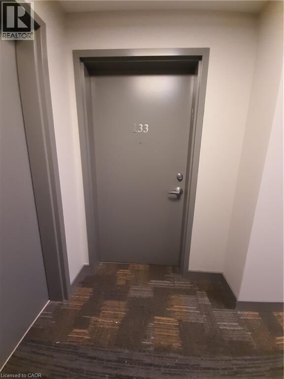 Property Photo: 258 Sunview Street 133 ON N2L 0H6