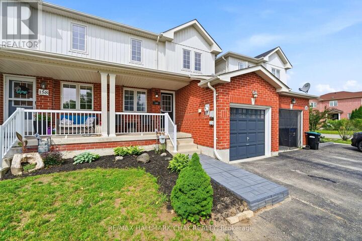 Property Photo:  160 Stonemount Crescent  ON L0M 1B4 