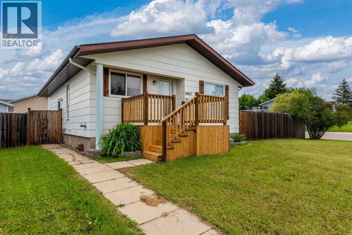Property Photo:  5002 53 Avenue  AB T0B 2P0 