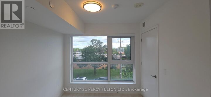 Property Photo:  8 Tippett Road 309  ON M3H 0E7 