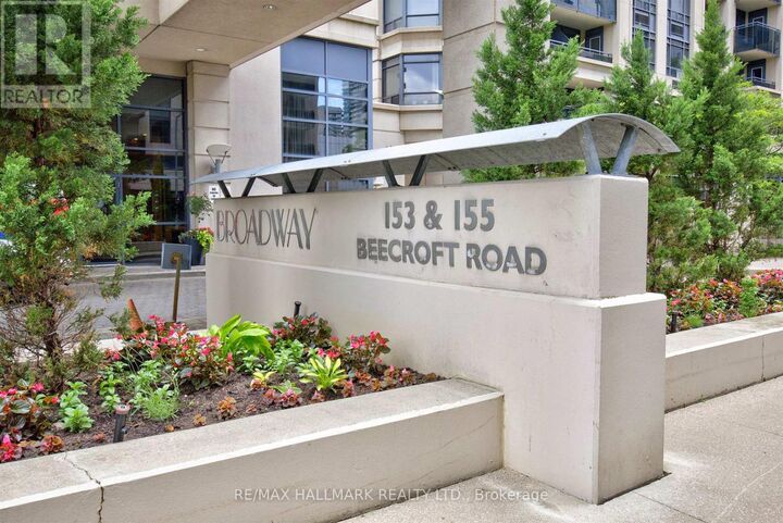 Property Photo:  155 Beecroft Road 812  ON M2N 7C6 