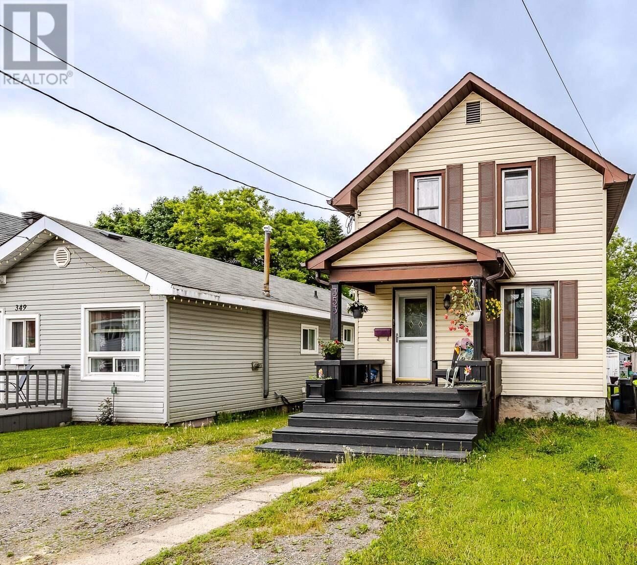 Property Photo: 353 Wilson St ON P6B 2K7