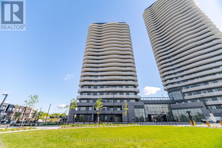Property Photo:  10 Flavelle Trail 805  ON L4L 1V8 