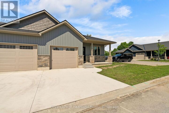 Property Photo: 23 Silver Creek Road ON N0K 1W0