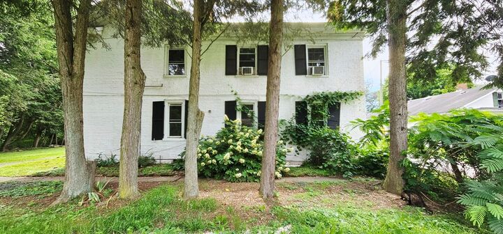Property Photo:  416 East Sycamore St  KY 41230 