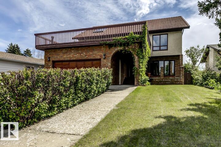 Property Photo: 6819 10 Av NW AB T6K 2T9