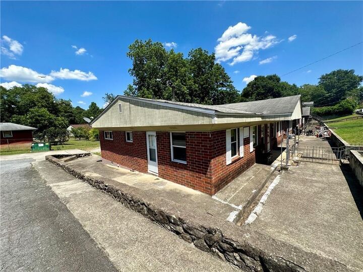 Property Photo: 718 Hill Street GA 30297