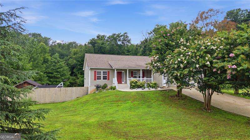 Property Photo: 160 Starlyn Trace GA 30141