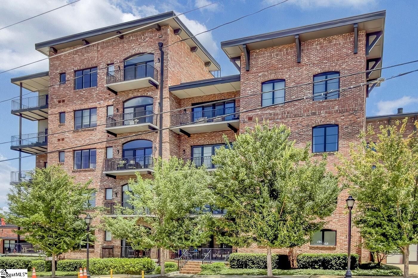 Property Photo:  110 N Markley Street Unit 106  SC 29601 
