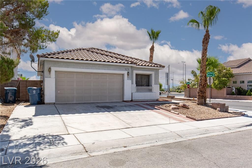 Property Photo: 3790 Crest Horn Drive NV 89147