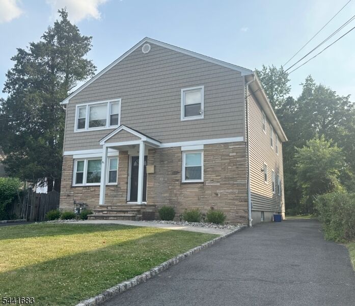 Property Photo:  546 Carleton Rd  NJ 07090 