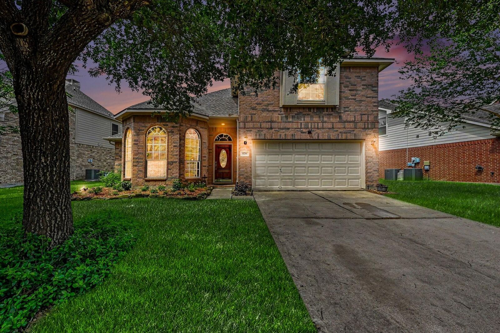 Property Photo:  5711 Shady Hollow Court  TX 77583 