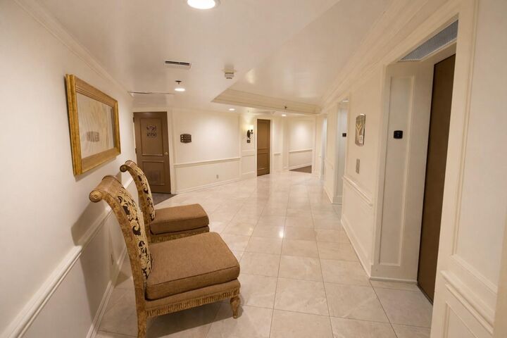 Property Photo:  3525 Sage Road 718  TX 77056 